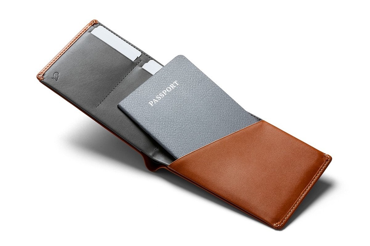 Bellroy Travel Wallet (Slim Leather Passport Wallet, RFID Blocking 