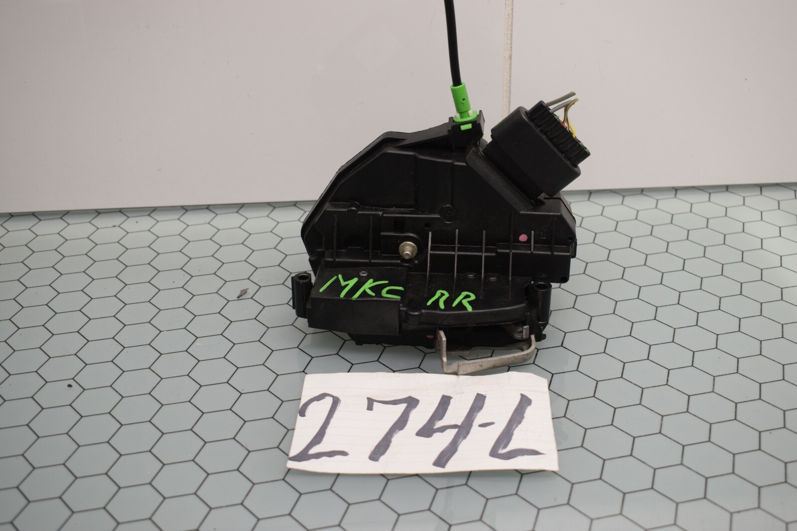16 Lincoln MKC Passenger REAR Door latch power lock actuator #274L