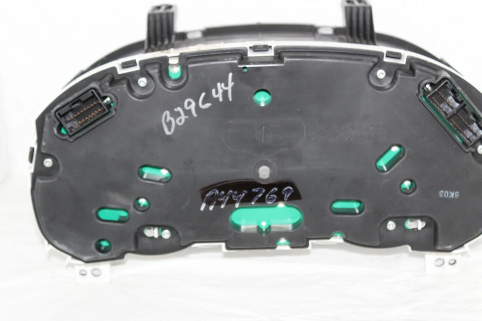 Cuadro de instrumentos velocímetro tablero Hyundai Accent 2009 120.832 millas manual Foto 2 de 4