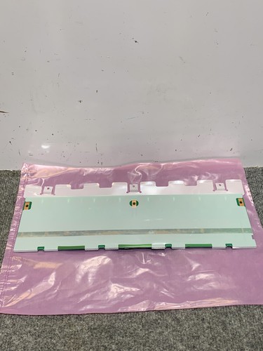 DELL 3007WFPT Cinema Display Backlight Inverter Board 6632L-0312B LGIT-LM300WQ3 - Picture 2 of 7