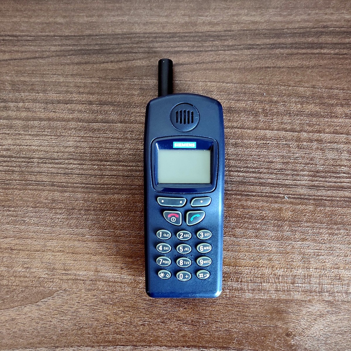 TÉLÉPHONE PORTABLE SEIMENS C 25 Vintage avec etui d'origine EUR 28,00 - FR