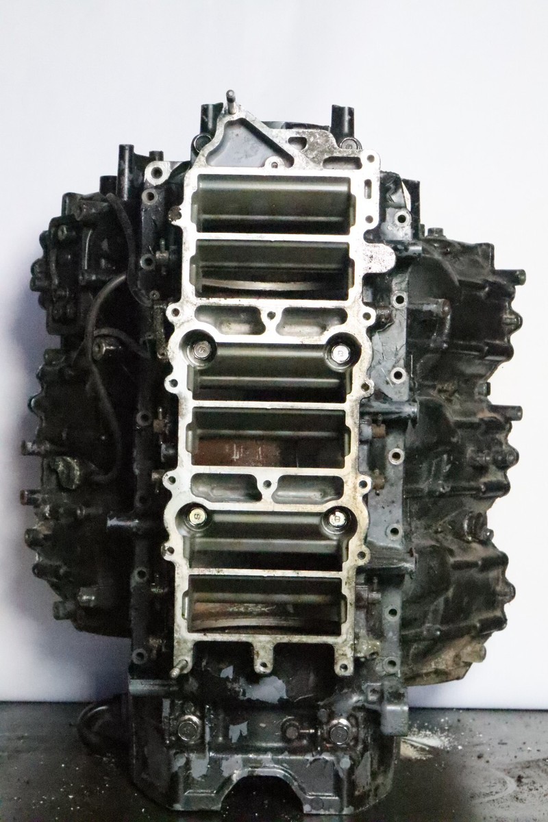 Yamaha OX66 200 225 250 hp Saltwater series 2 outboard crankcase