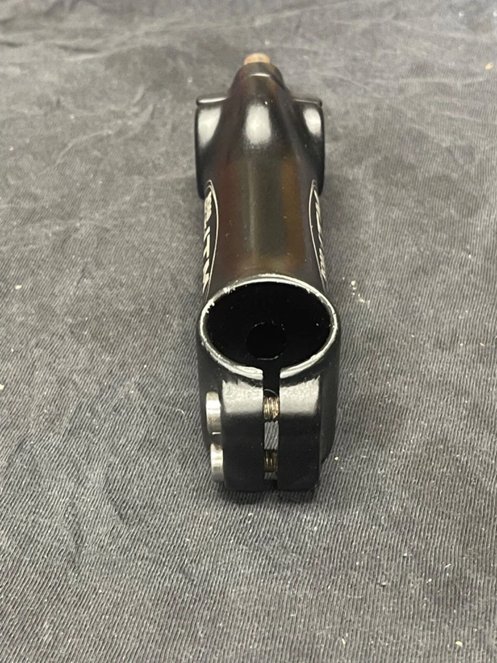 Braçadeira ITM Road Racing 105mm 25.4 1 1/8 haste de alumínio preta sem rosca - Imagem 2 de 4