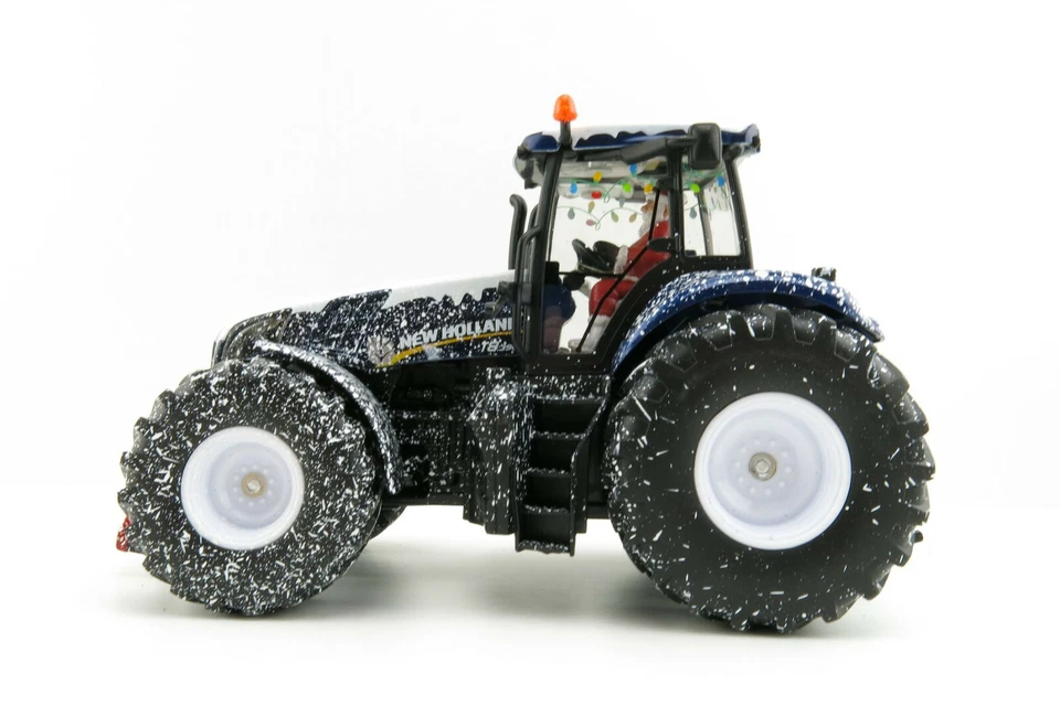Siku 3220 - Christmas Tractor New Holland T8.390 - Limited Edition - Scale 1:32 - Image 3 of 4