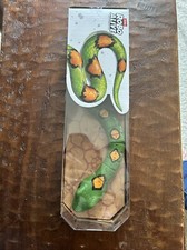 Robo Alive Slithering Green SNAKE Battery-Powered Robotic by Zuru