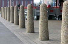 00 Gauge OO Concrete Bollards Diorama Railway 50+ Fencing Posts Car Park