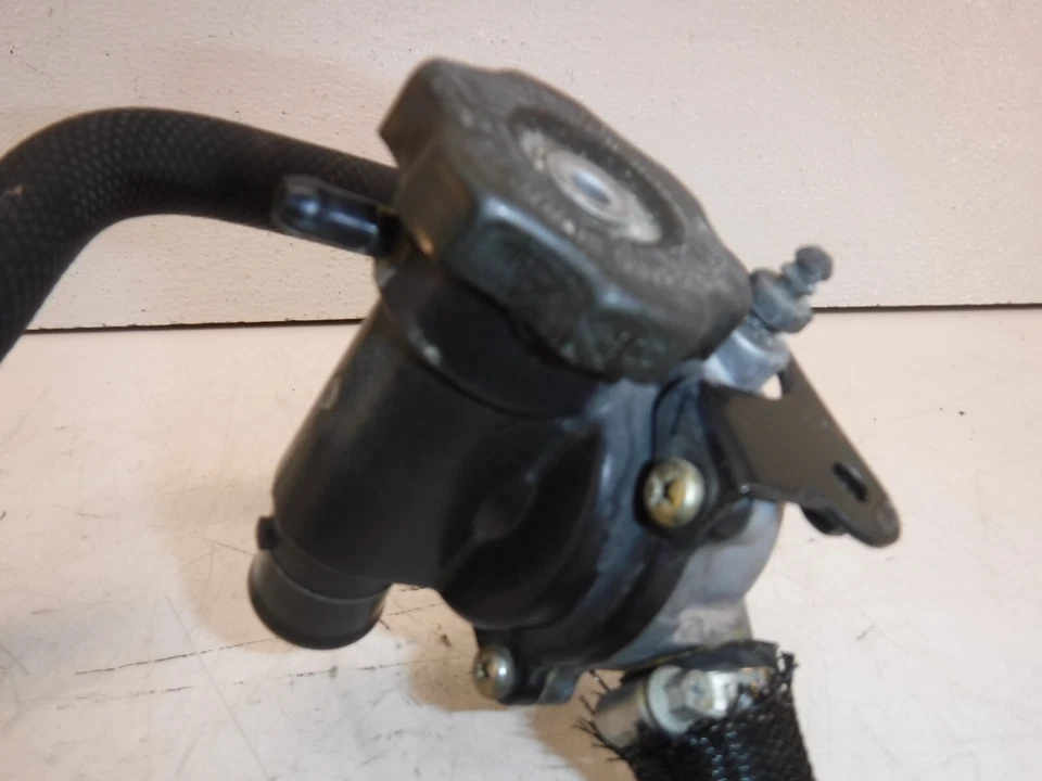 Kawasaki Vulcan 1500 NOMAD 2002 termostato con mangueras de montaje de carcasa Foto 2 de 4