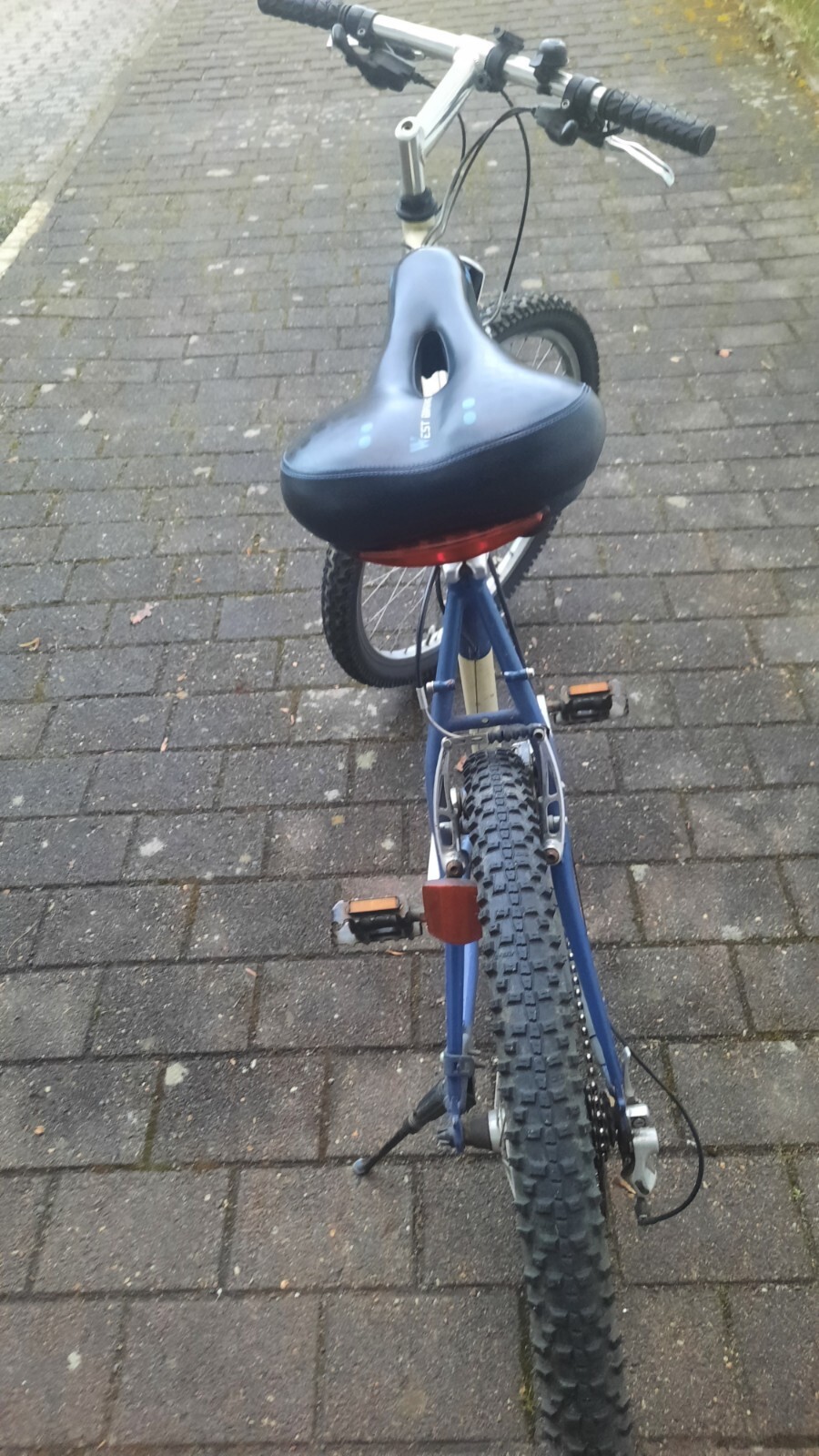 Bild 1 von 4