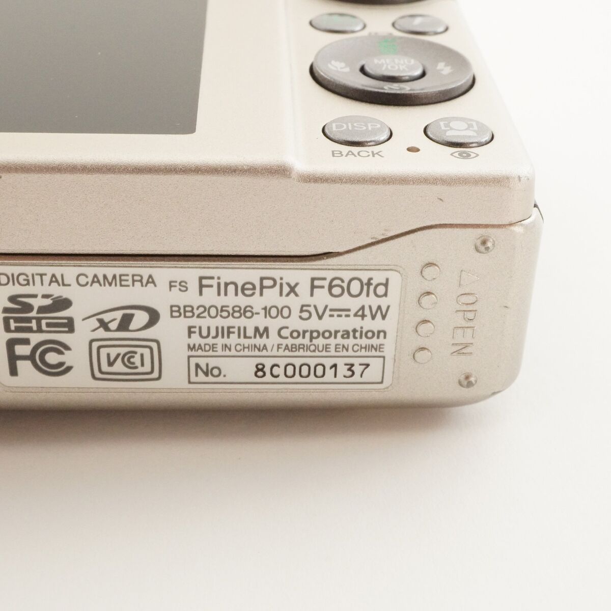 FUJIFILM FINEPIX F60fd Silver With 4GB SDHC Card Digital FUJIFILM FINEPIX F60fd Silver With 4GB SDHC Card Digital