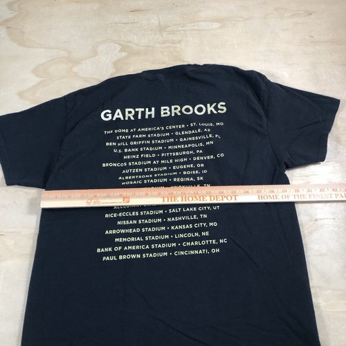 A3377 Garth Brooks Country Music Icon 2022 stadium tour black shirt size Large - Picture 4 of 8