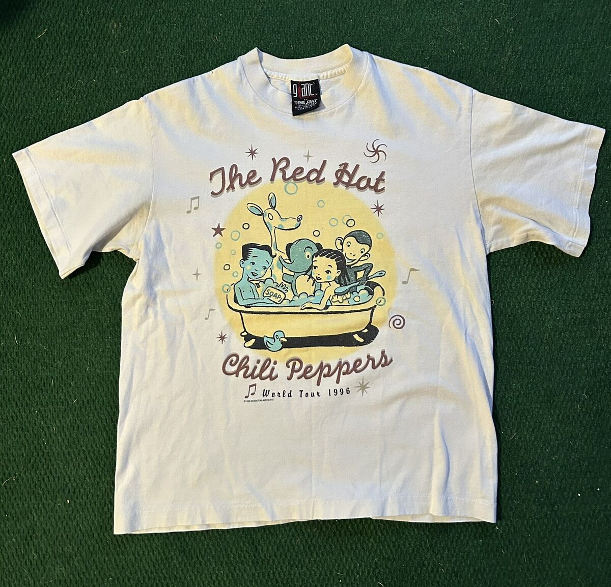 VTG! 1995 Red Hot Chili Peppers One Hot Minute World Tour T VTG! 1995 Red Hot Chili Peppers One Hot Minute World Tour T