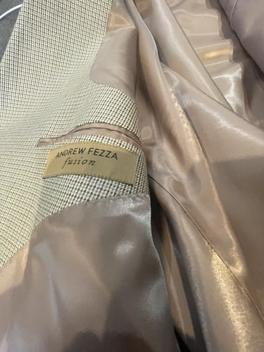 Andrew Fezza Men's 100% Silk Fusion 3-Button Beige Blazer 46 R - Picture 9 of 9