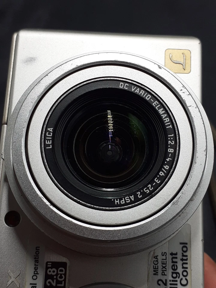 Fotocamera Panasonic Lumix DMC-LX2  Funzionante (#349) - Immagine 2 di 4