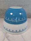 Vintage Pyrex Snowflake Blue Garland Nesting Mixing Bowls 403 & 404 USA