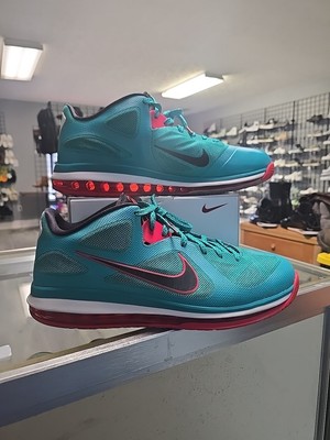 M15 - Nike LeBron 9 Low Reverse Liverpool DQ6400-300 Pre-owned With Box 