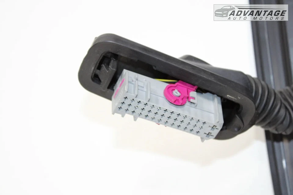 Chevy Malibu 2016-24 puerta delantera derecha carcasa negra meet hervidor metálico OEM Foto 4 de 4