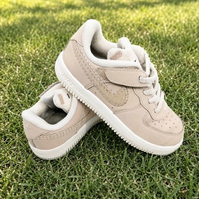 Nike Air Force 1 EasyOn Rabbit Sanddrift Youth 2Y Neutral Sneakers Outside Play