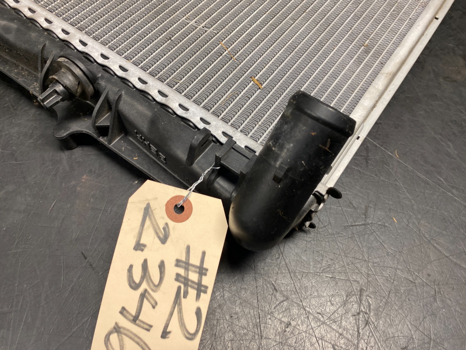 Porsche 911 GT3 2004 Front Left Radiator