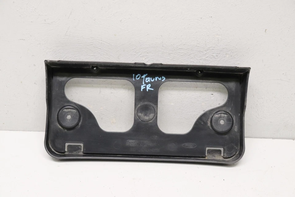 P2011163 2010-2012 Ford Taurus Front Bumper License Plate Holder Bracket OEM - Image 4 of 4