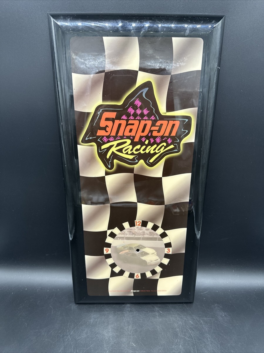 スナップオン　アルミフレーム　ウォールクロック　チェッカーフラッグ　レーシング VTG Snap-On Racing Checkered Flag 1999 Wall Clock Mancave