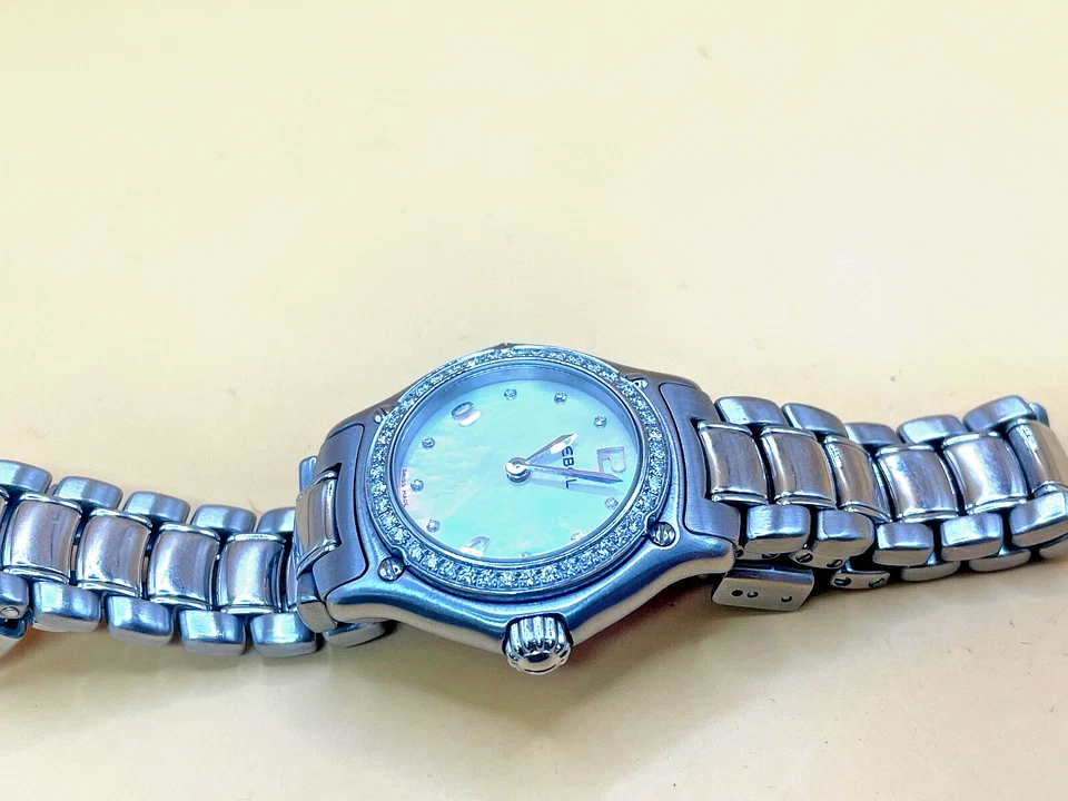 Ebel Reloj de Lujo Hecho en Suiza para Mujer 1911 E9090214 Diamantes Genuinos Foto 3 de 4
