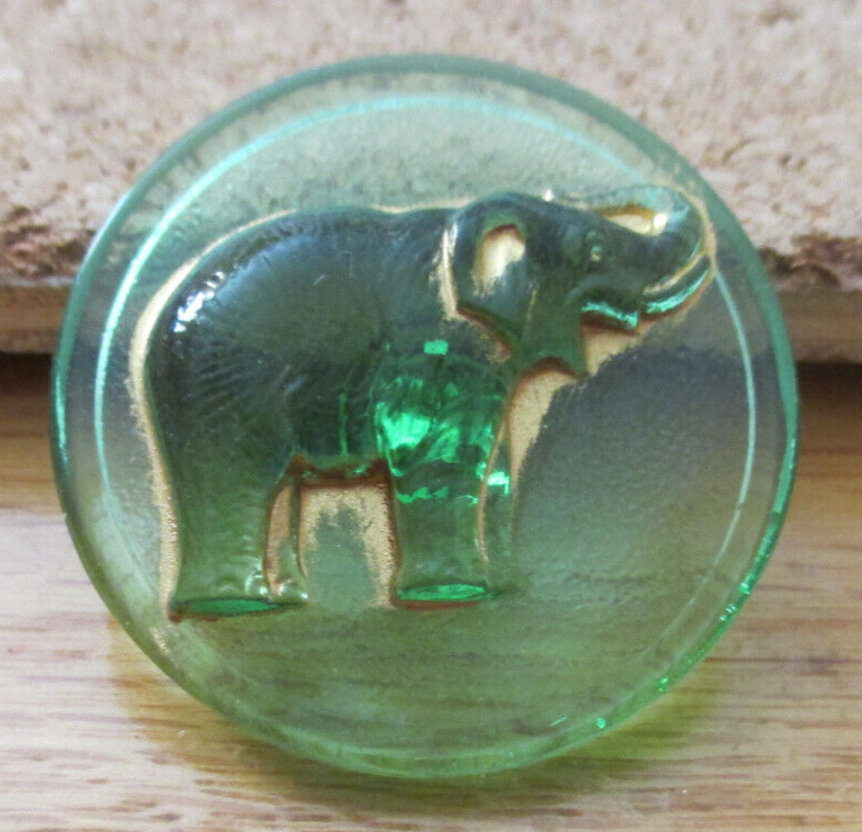 1-Czech Glass Gold outlined Elephant-Transparent Green Button #03 31.55mm