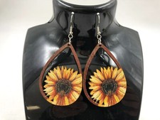 Wood Fall Sunflowers Dangle Earrings DD01B10018