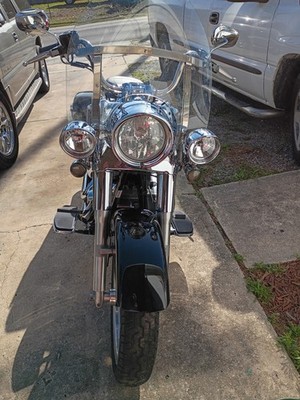 12-16 OEM Harley Dyna Switchback Windshield Great Condition Make Offer 