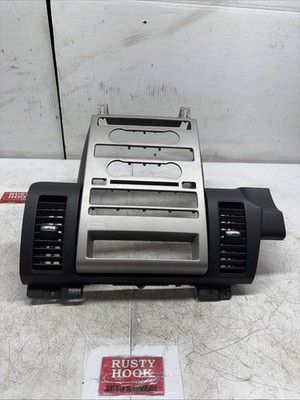 2009 Ford Flex BEZEL ONLY for Control Panel with Air Vents 8A837404302