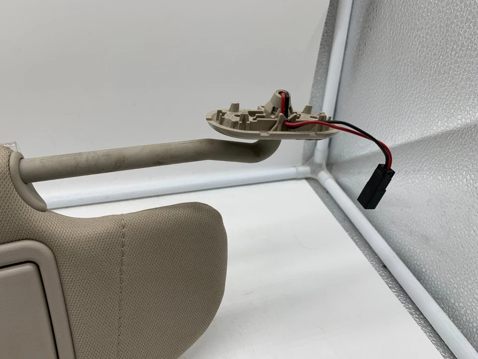 Parasol para pasajeros Lincoln MKZ 2007-2009 beige iluminado A03B40001 Foto 4 de 4