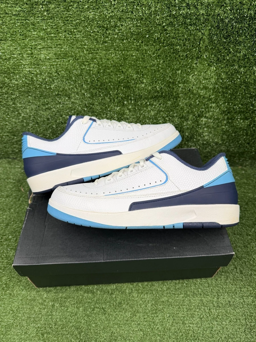 Sz 8.5  - Nike Air Jordan 2 Retro Low Midnight Navy 2016 - 832819-107 Item 1268 Jordan 2 Retro Low Midnight Navy 2016 - 832819-107 for Sale  main image 4
