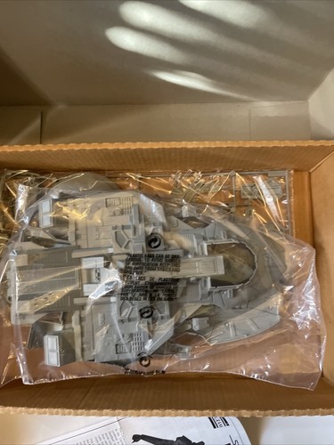 1995 Monogram Star Trek Voyager Maquis Ship Model Kit NEW 3605 Fighter - Picture 9 of 16