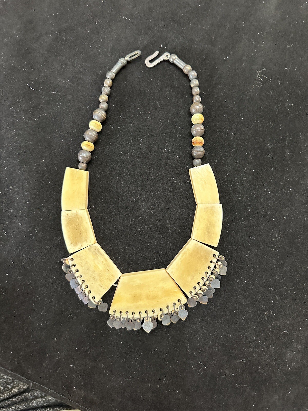 Faux Bone necklace/pendant with matching earrings se… Gem