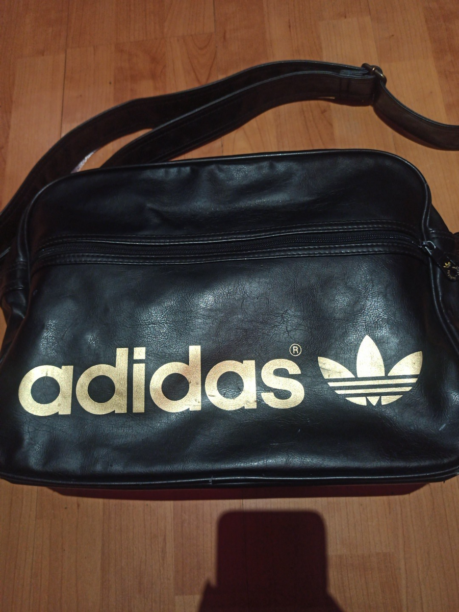 Adidas Originals Unisex Messenger Bag Black Gold Logo Adidas Originals Unisex Messenger Bag Black Gold Logo