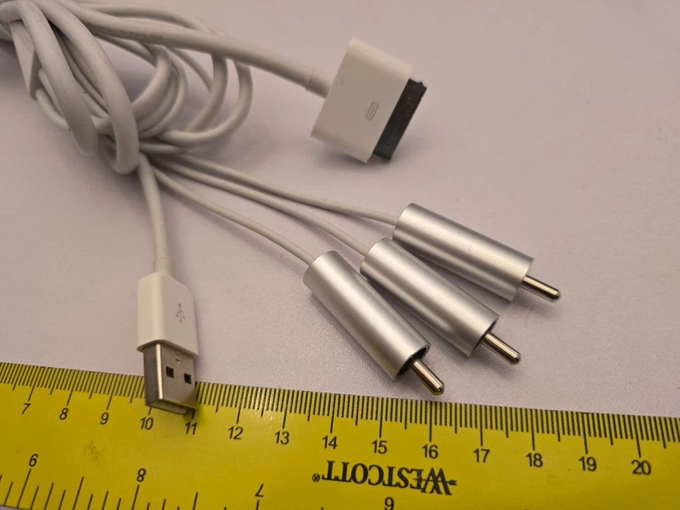 APPLE IPOD AV CABLE ADAPTER GENUINE OFFICIAL COMPOSITE TV LEAD A1258 30 PIN DOCK - Image 3 of 3