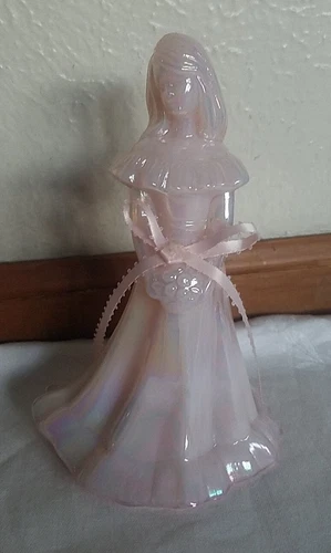 Vtg Fenton Iridescent Girl with bouquet Bridesmaid Figurine Soft Pink 7"