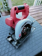 New SKILSAW Model 2575 14.4 VOLT CIRCULAR SAW 5 3/8" Blade