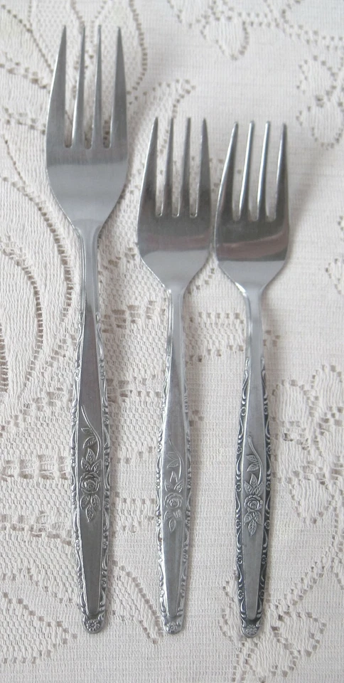 Cubiertos de acero inoxidable T&N JAPAN Stylecraft SYF2 15 piezas Foto 2 de 4