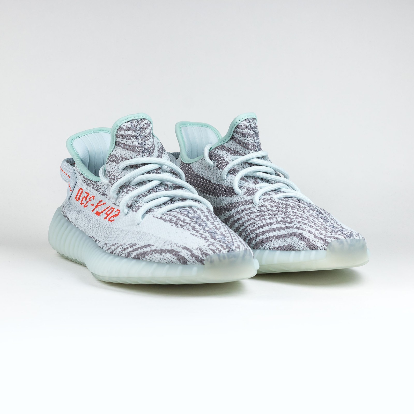 YEEZY STATIC RM 1xxx PRE ORDER Limited Edition. Co