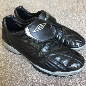 umbro astro turf