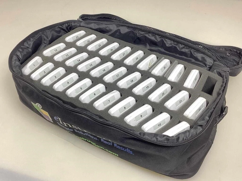 (32) Turning Point RCXR-02G Response Card Clickers with Case & Disc - Image 2 of 4