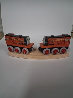 NORMAN Thomas & Friends X2