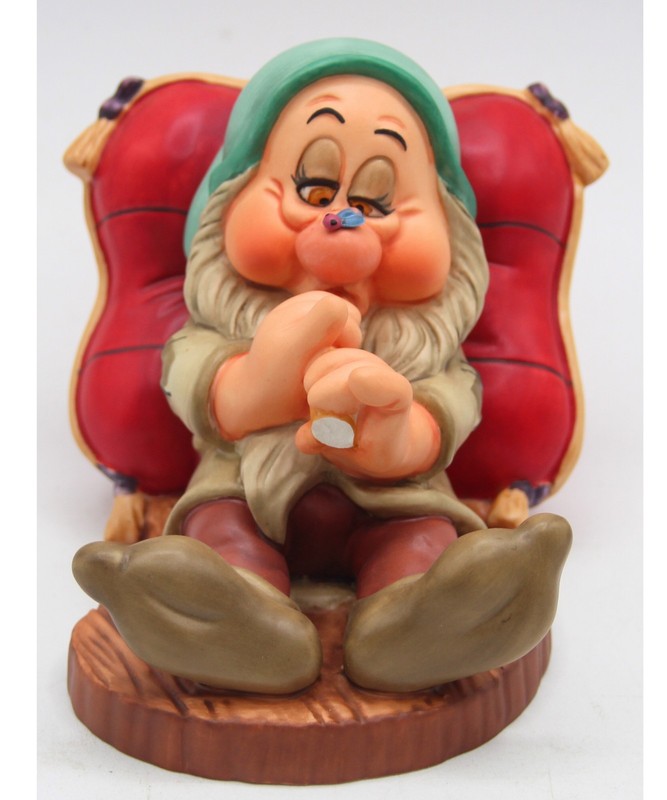 Walt Disney Classics Collection Sleepy Figurine