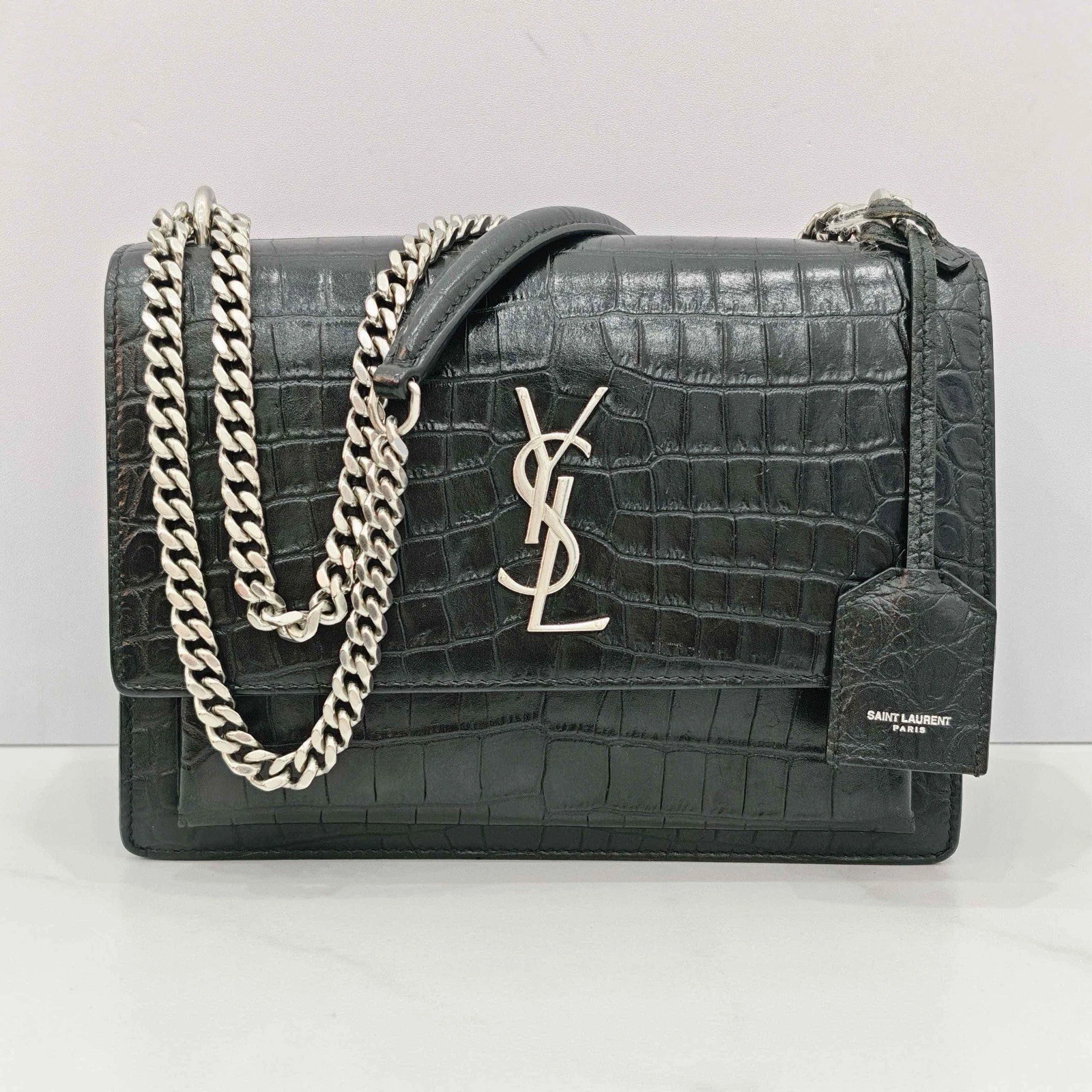 Saint Laurent — Authentic Pre-owned Saint Laurent Sunset Medium Black