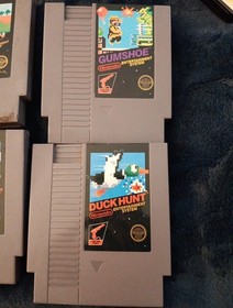 Nintendo (NES) Game Console with controller and games lot! (See description)