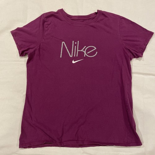 Nike Kurzarmshirt The Nike Tee Athletic Cut Damen Large Lila - Bild 1 von 10
