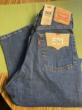 Levi's 501 women s Jeans Button Fly Blue Denim Straight Leg high rise 26x32