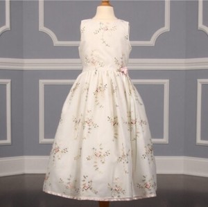 Us Angels 431 Ivory with Light Pink Flower Girl