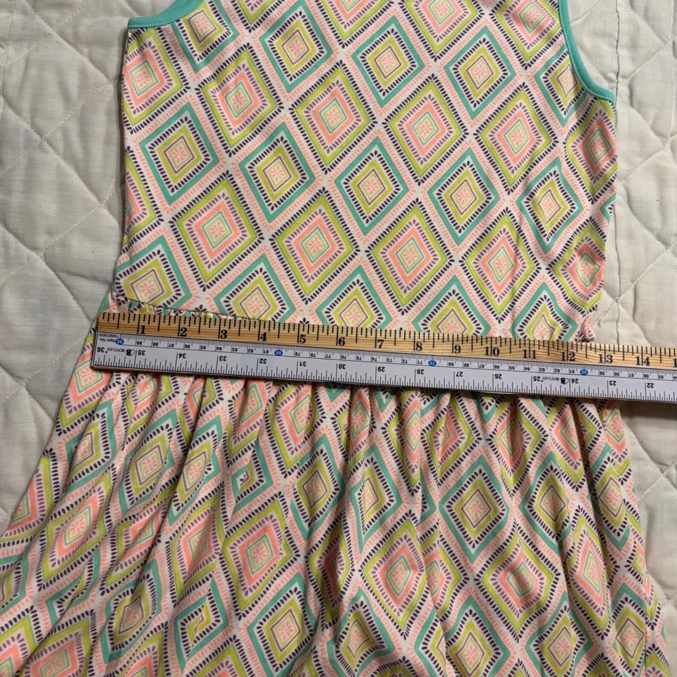 Vestido Crazy 8 Niñas Estampado Diamante Sin Mangas Informal Verano Talla L (10-12) Usado en Excelente Condición Foto 3 de 4