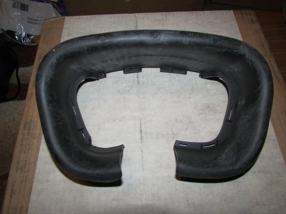 Cubierta de columna de dirección Cadillac 06-11 DTS GM # 15784503 * NUEVO / OE * Foto 3 de 4